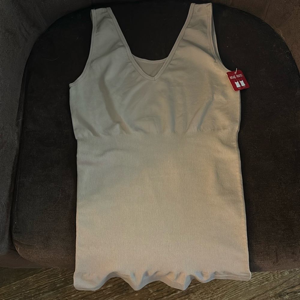 Tank under garment with tummy snapper